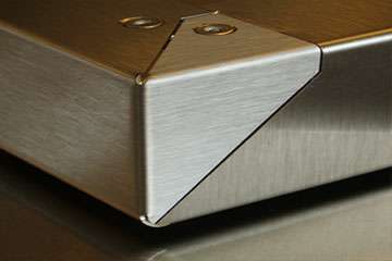 精密钣金折弯弯曲工艺中的决定因素有哪些？-中山乐鱼官方体育网站-leyu乐鱼(中国)